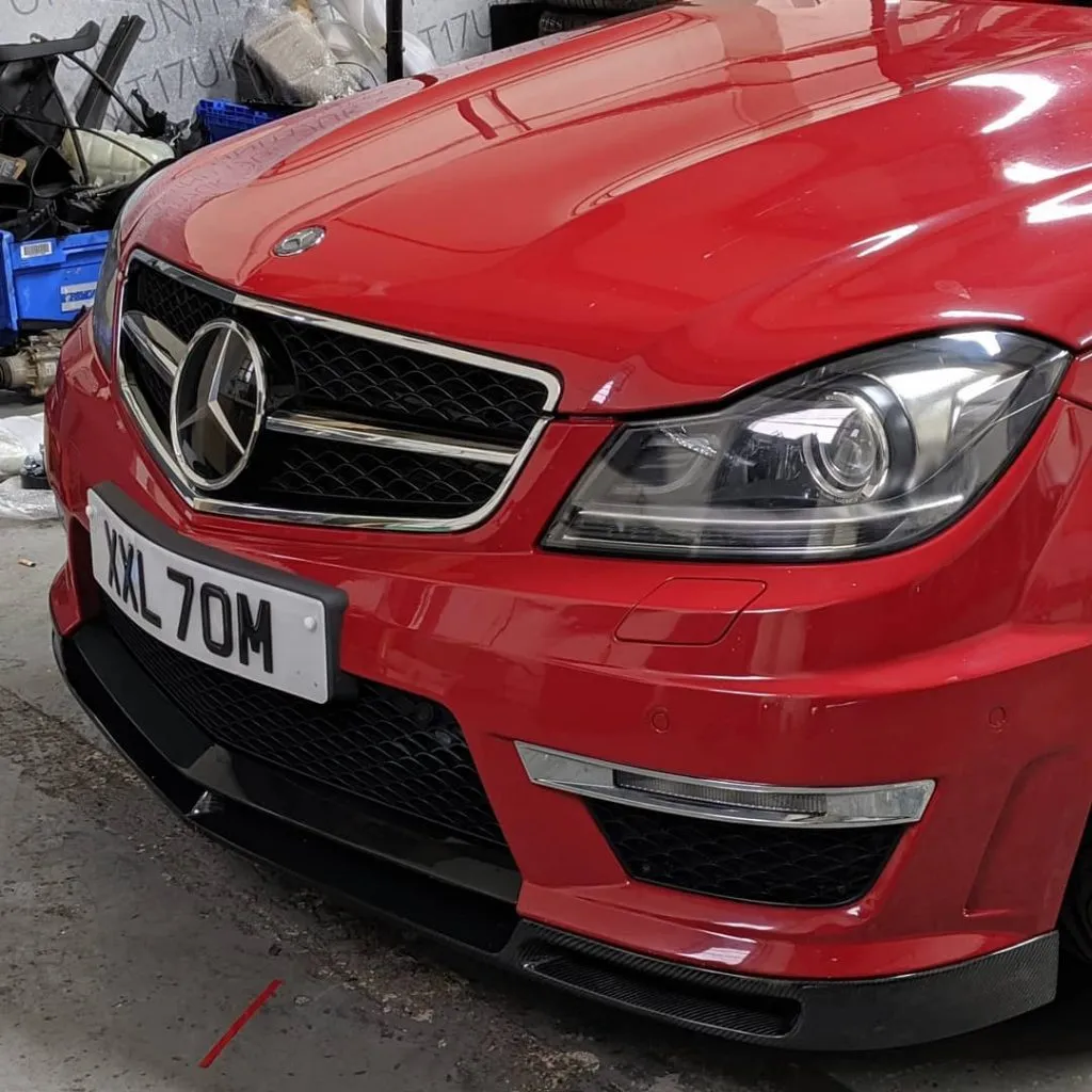 Mercedes C63 AMG W204 2011-2014 Carbon Fiber Front Splitter — image 4 of 12