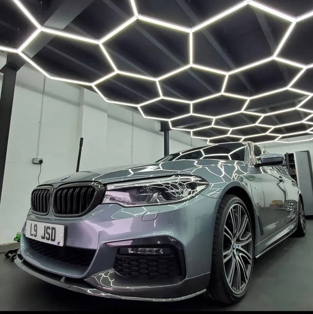 BMW G30/G31 5 Series M Sport 2017-2021 Carbon Fiber Front Splitter — image 1 of 7