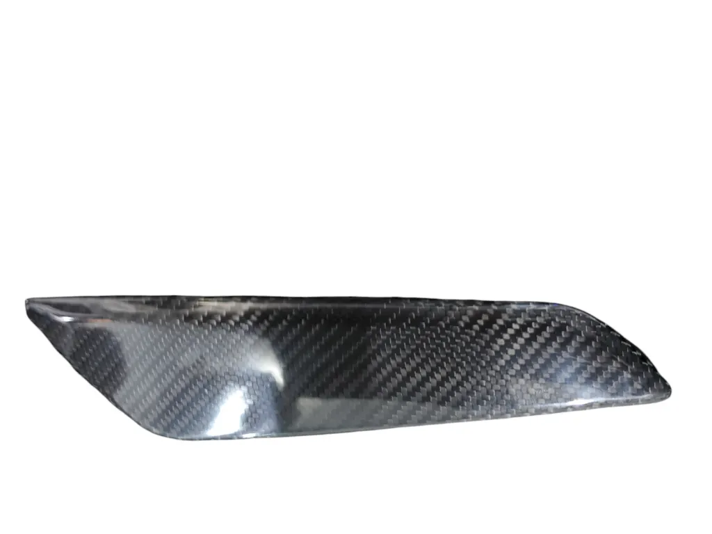 BMW G30/G31 5 Series M Sport 2016-2020 Carbon Fiber Wing Vents — image 4 of 4