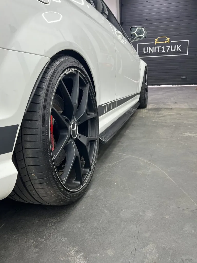 Mercedes C63 AMG W204 2011-2014 Carbon Fiber Side Skirt Extensions — image 3 of 8