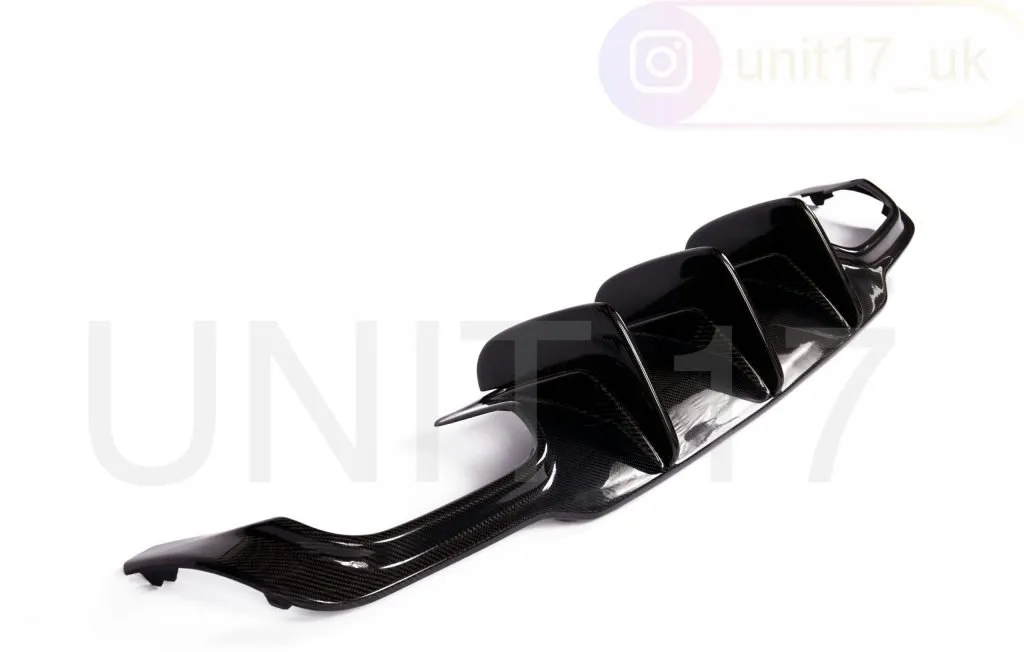 Mercedes C63 AMG Facelift W204 2011-2014 Carbon Fiber Big Fin Rear Diffuser — image 7 of 8
