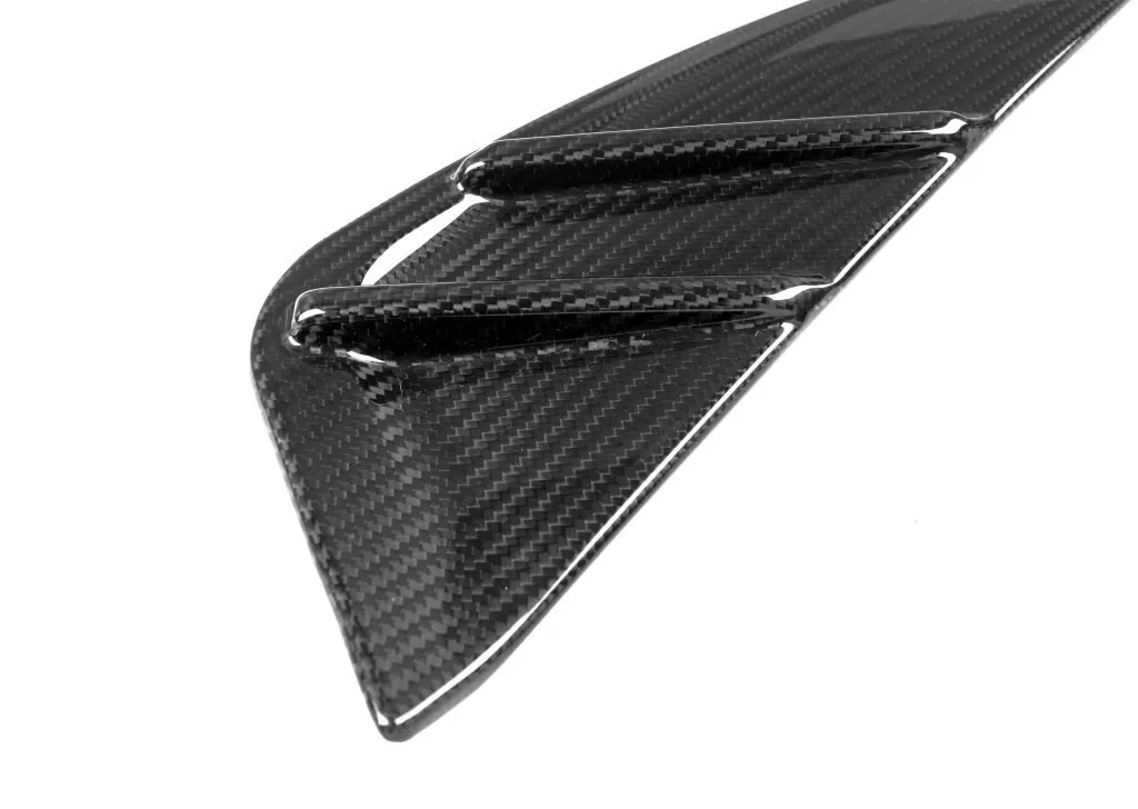 BMW G82/G83 M4 M Performance Style Dry Carbon Fiber Fender Air Breather Set Pre Preg Fender/wing (Replacement) — image 13 of 16