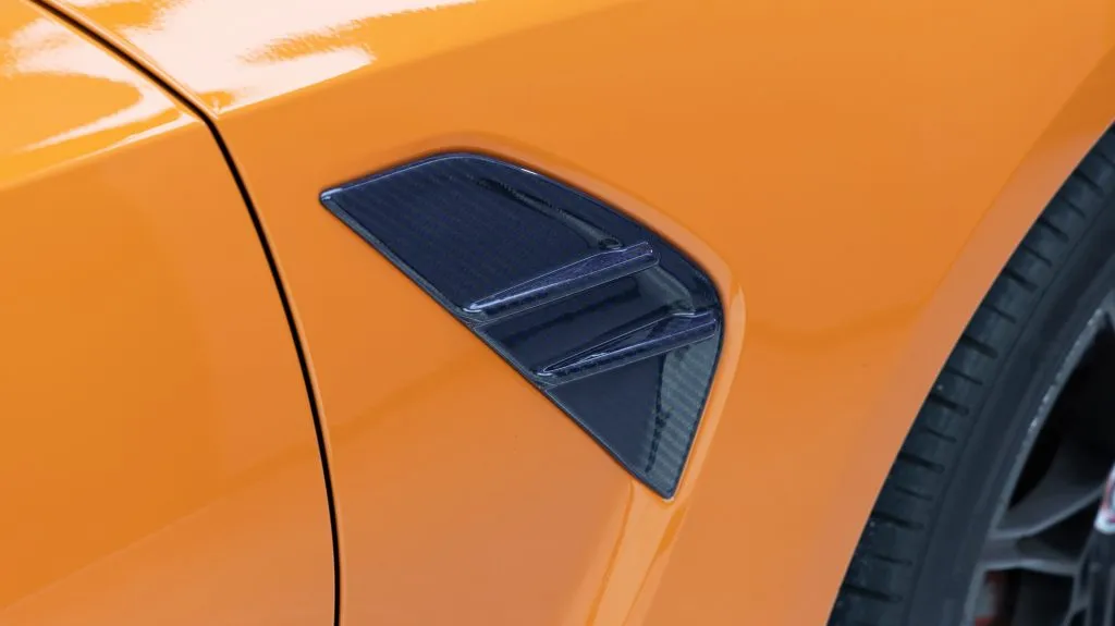 BMW G82/G83 M4 M Performance Style Dry Carbon Fiber Fender Air Breather Set Pre Preg Fender/wing (Replacement) — image 6 of 16