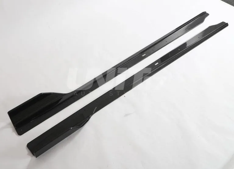 BMW G87 M2 2023+ Exclusive Unit17 Design side skirts with winglet in prepreg dry carbon fiber with a gloss finish – another view