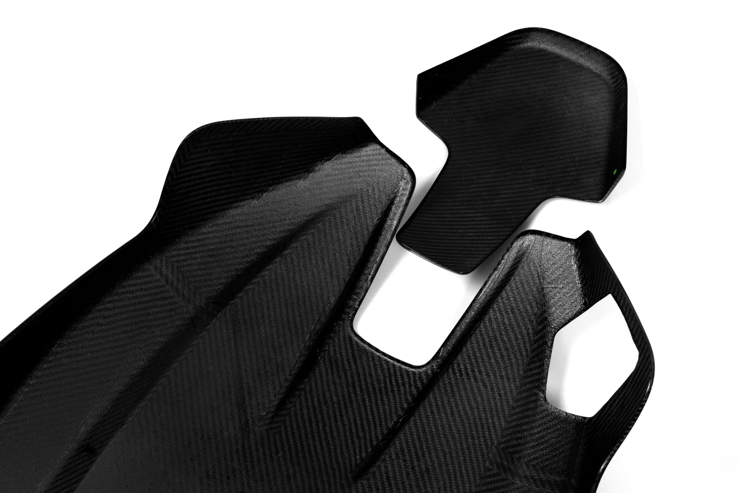 BMW M3 M4 G80 G82 G83 F97 X3M  Prepreg Dry Carbon Fiber Seat Back Covers including headrest - Image 6