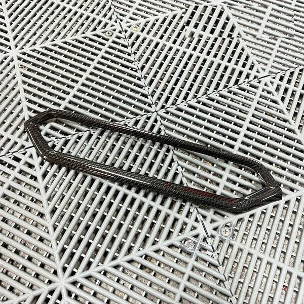 BMW G80/G81/G82/G83/G87 LCI Carbon Fiber Interior Aircon Cover — image 5 of 5