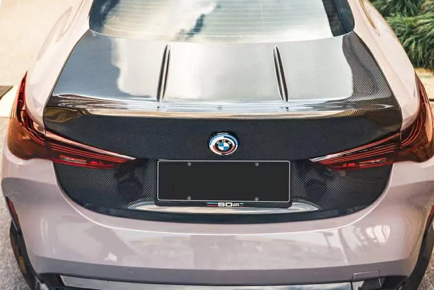 BMW G82 M4 CSL Trunk Dry Carbon Fiber — image 4 of 9