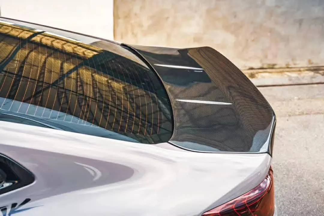 BMW G82 M4 CSL Trunk Dry Carbon Fiber - Image 3