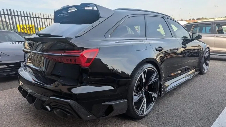 AUDI RS6 C8 AVANT CARBON FIBER SIDE SKIRT EXTENSIONS