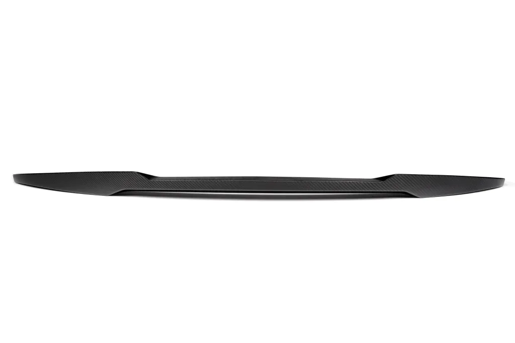 G82 M4 style dry carbon spoiler — image 9 of 16