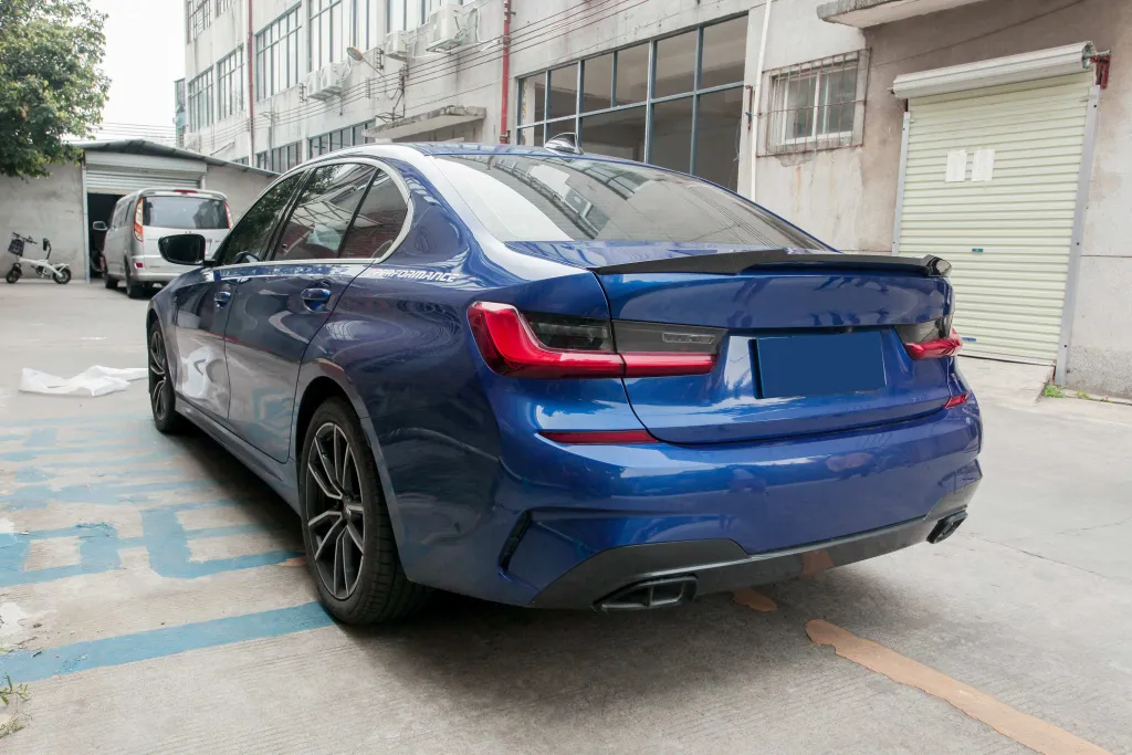 G80 M4 style dry carbon spoiler — image 2 of 16