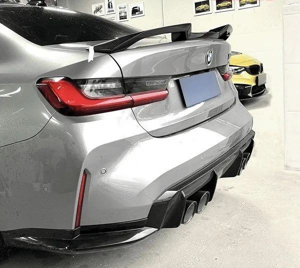 BMW G20/G80/G82 Carbon Fiber V Spoiler