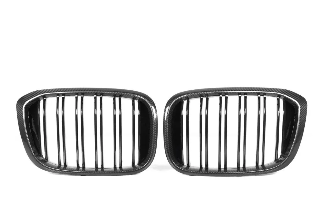 F97 F98 PRE-LCI Dual Slat Dry carbon Fiber Grill — image 1 of 7