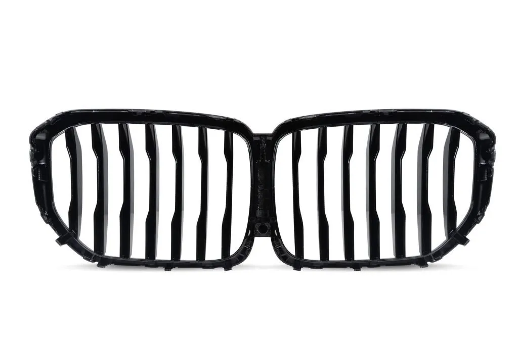 BMW X5 G05 LCI Single Slat Prepreg Carbon Fiber Front Grill — image 6 of 9
