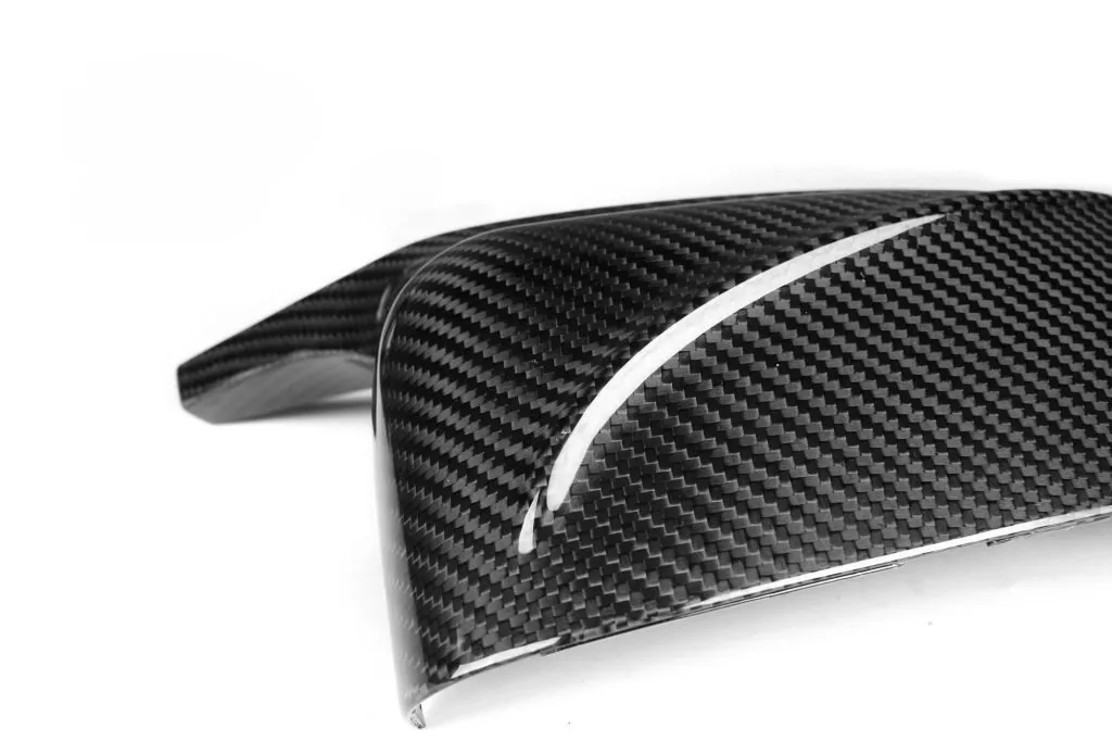 BMW X5 G05 XM Style Prepreg Carbon Fiber Mirror Cover — image 4 of 6