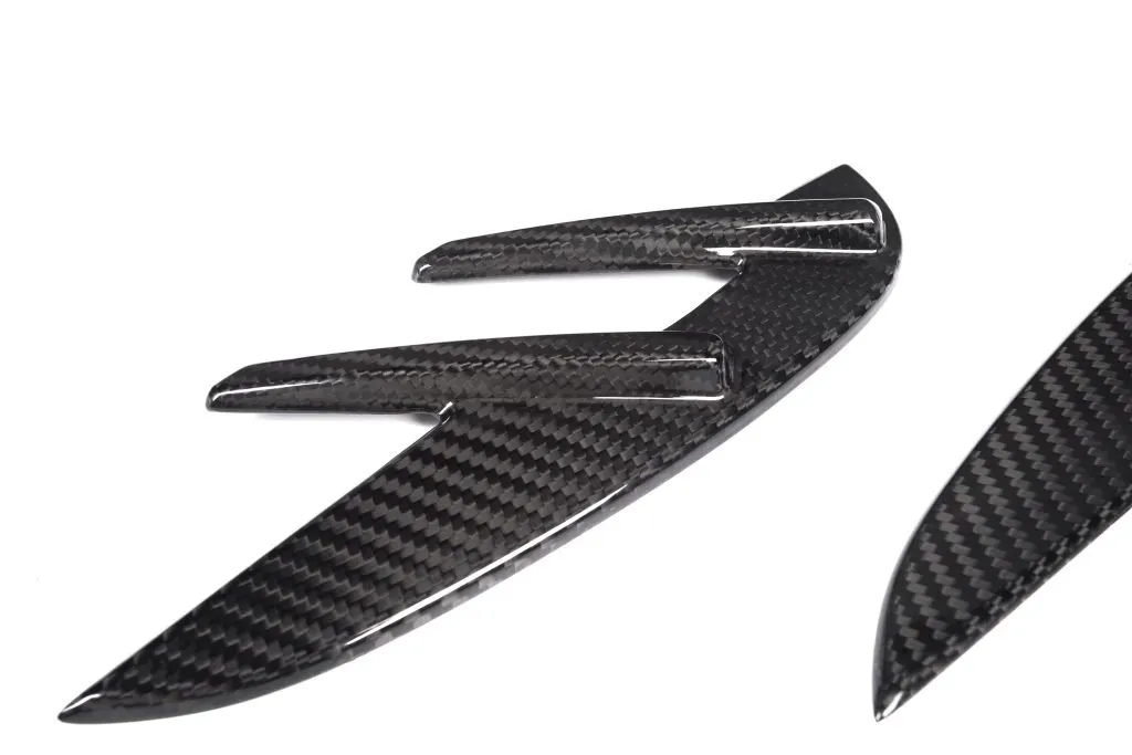 G82 OEM Style Sticky Dry Carbon Side Fender — image 12 of 13