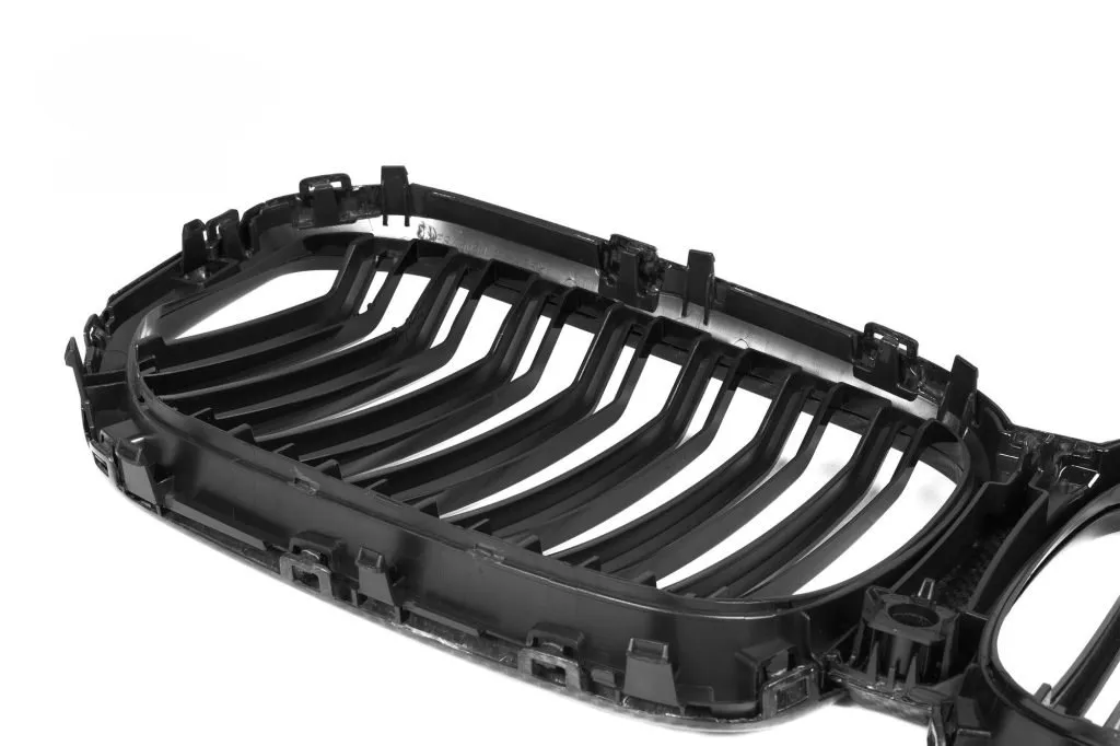 BMW X5 G05 LCI Dual Slat Prepreg Carbon Fiber Front Grill — image 8 of 8