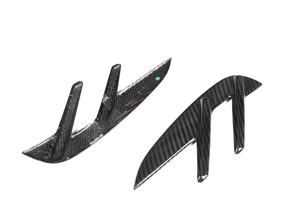 G82 OEM Style Sticky Dry Carbon Side Fender — image 13 of 13
