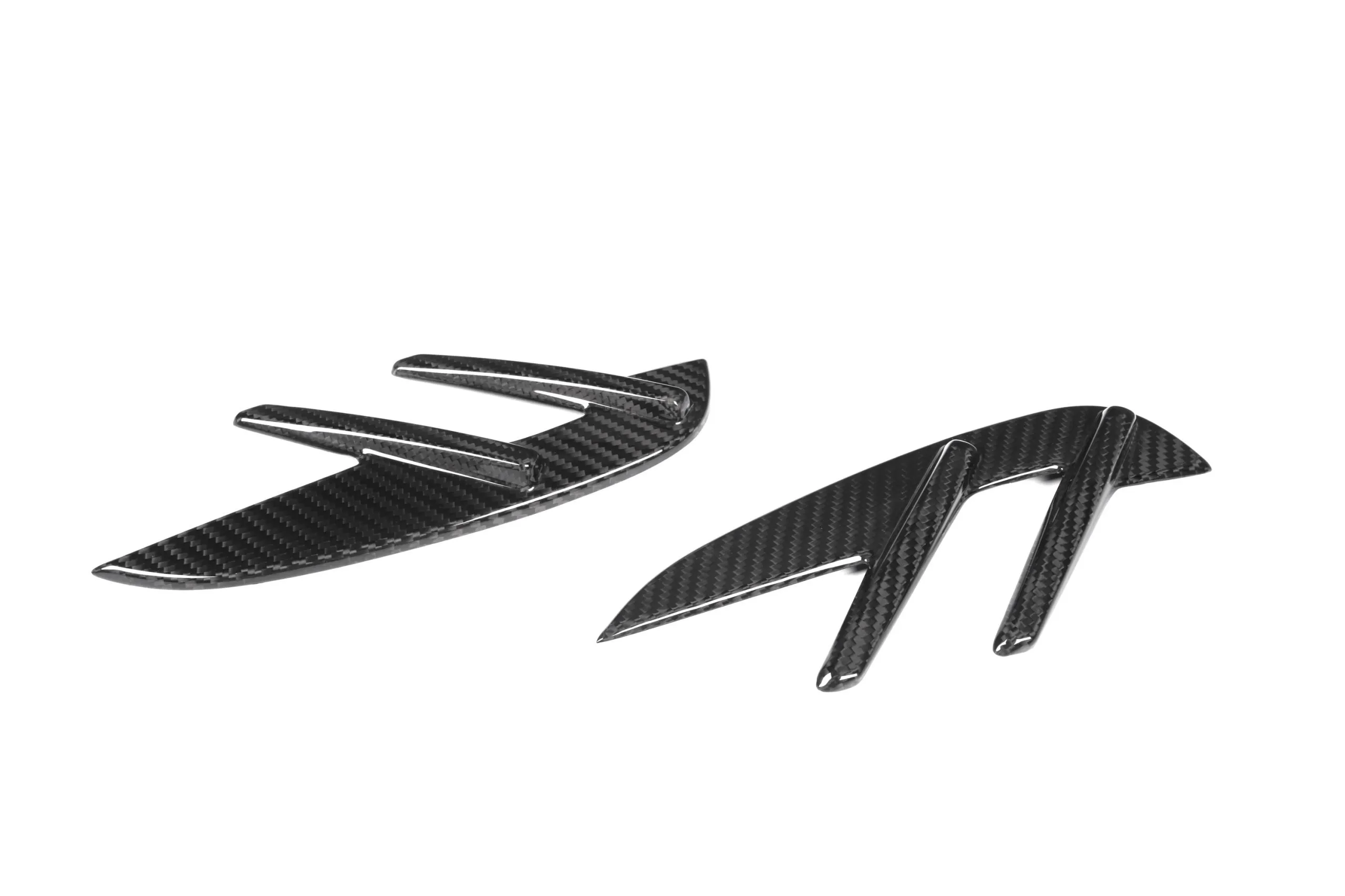 G82 OEM Style Sticky Dry Carbon Side Fender - Image 5