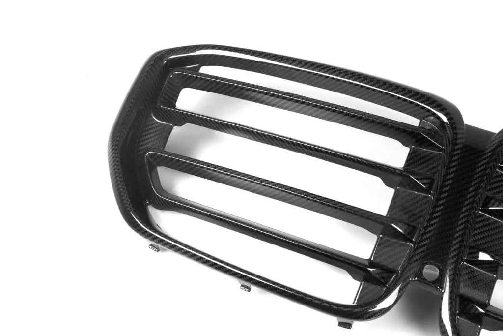 BMW X5 G05 LCI X5M Style Prepreg Carbon Fiber Front Grill — image 5 of 6