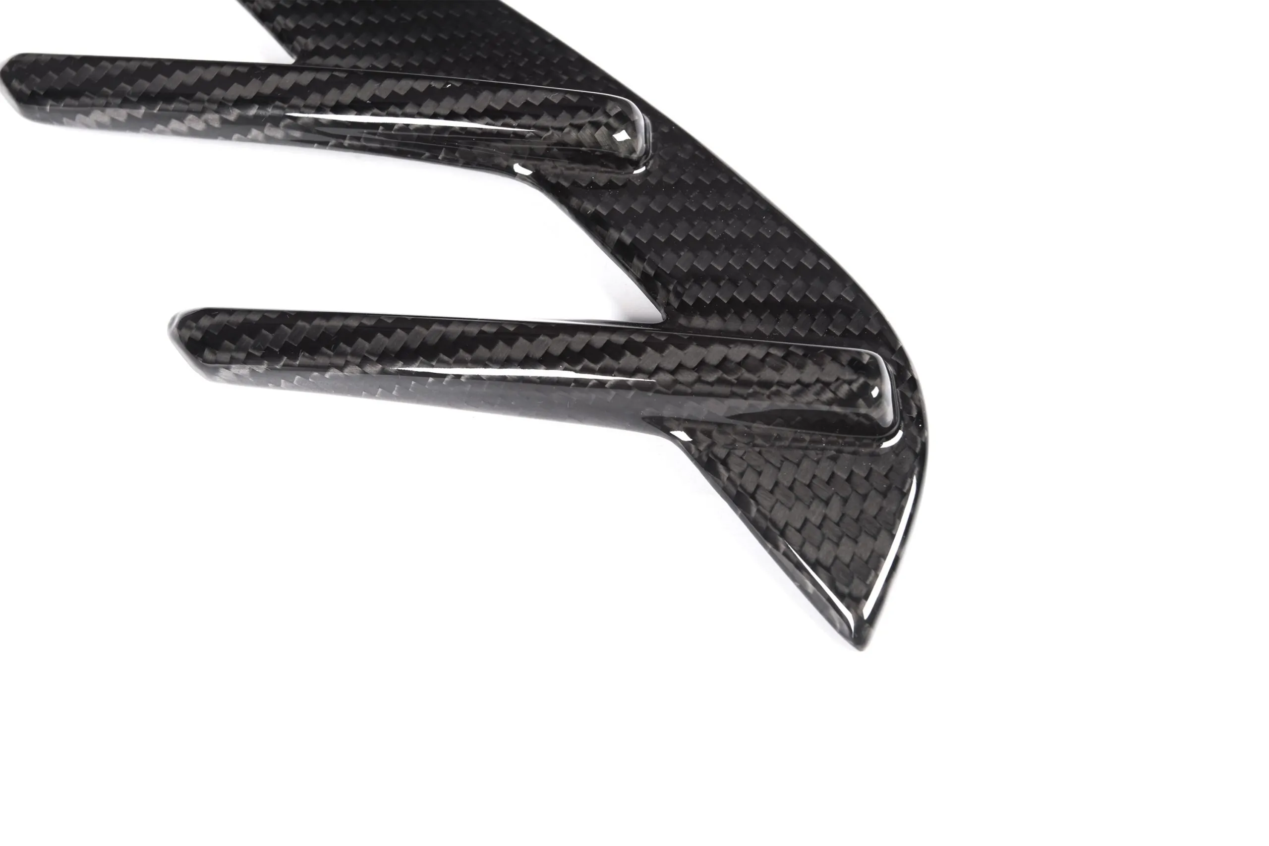 G82 OEM Style Sticky Dry Carbon Side Fender - Image 10