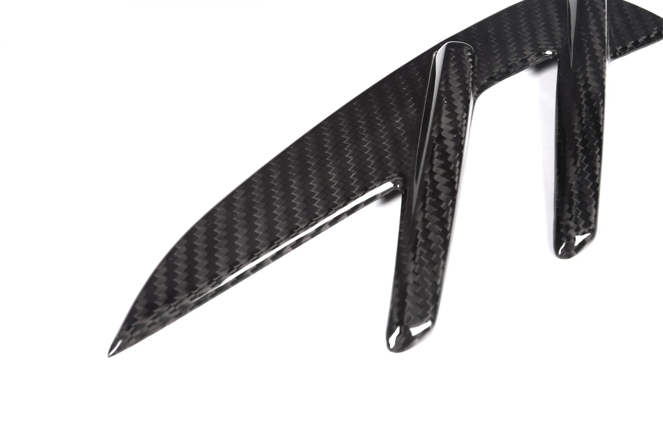 G82 OEM Style Sticky Dry Carbon Side Fender - Image 11