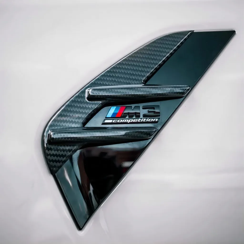 G82 OEM Style Sticky Dry Carbon Side Fender — image 2 of 13