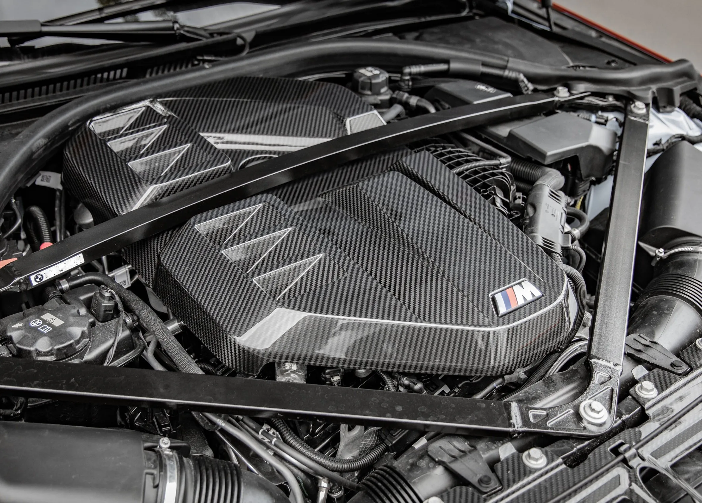 BMW M3 M4 M2 G80 G82 G83 G87 Carbon fiber OEM engine cover - Image 4