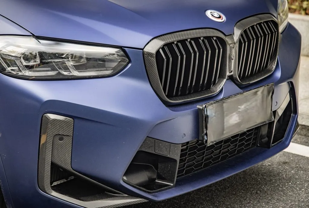 F97 X3M/X4M OEM Style Dry Carbon Fiber Front Side Vent — image 2 of 8